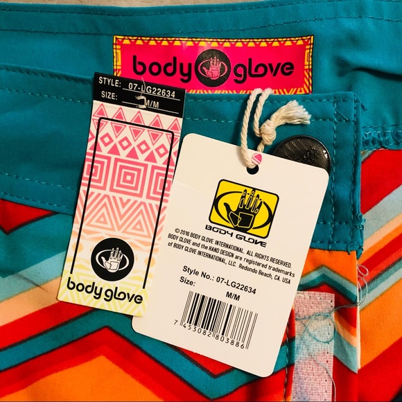 Body Glove stretchy swimshorts - Picture 3 of 4